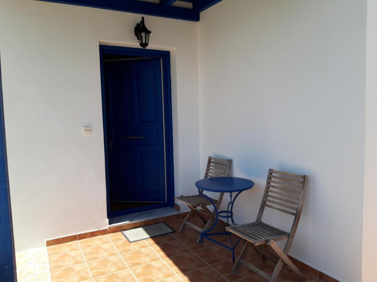 Akitos Maisonette Adamantas (Milos) Exterior foto